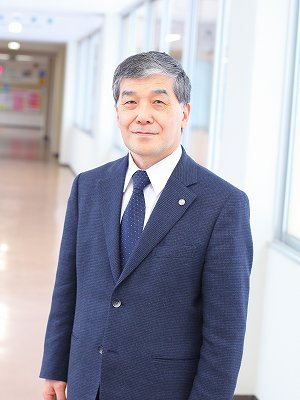 長岡技術科学大学長 東 信彦